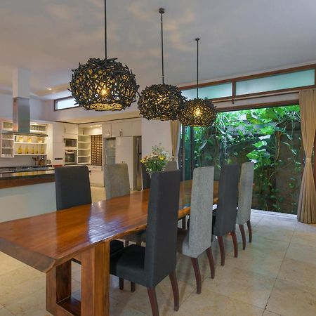 Villa Kaira Estate Canggu Esterno foto