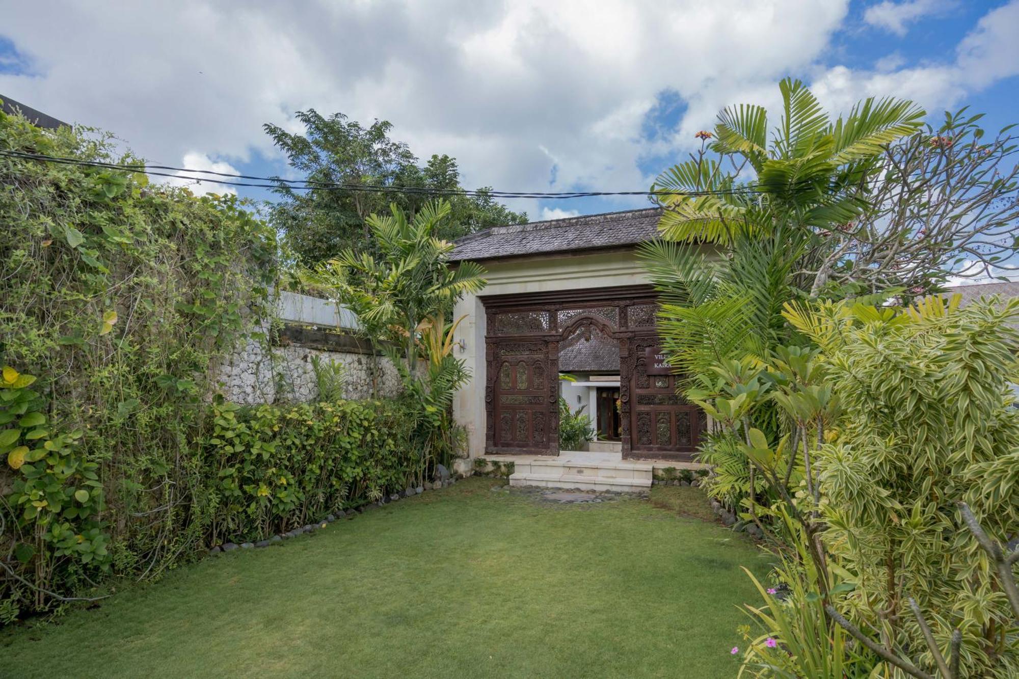 Villa Kaira Estate Canggu Esterno foto